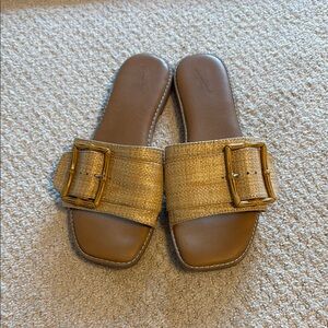 Universal Thread Tan and Brown Leather Sandals